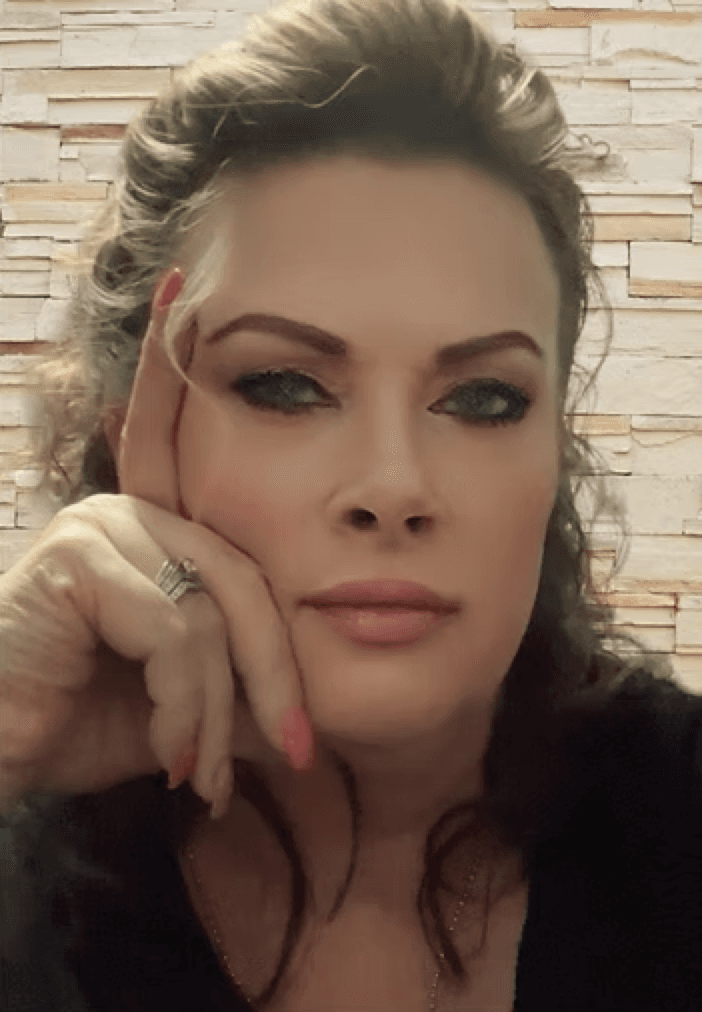 Terri Lynn, founder of Crystals & Curiosities