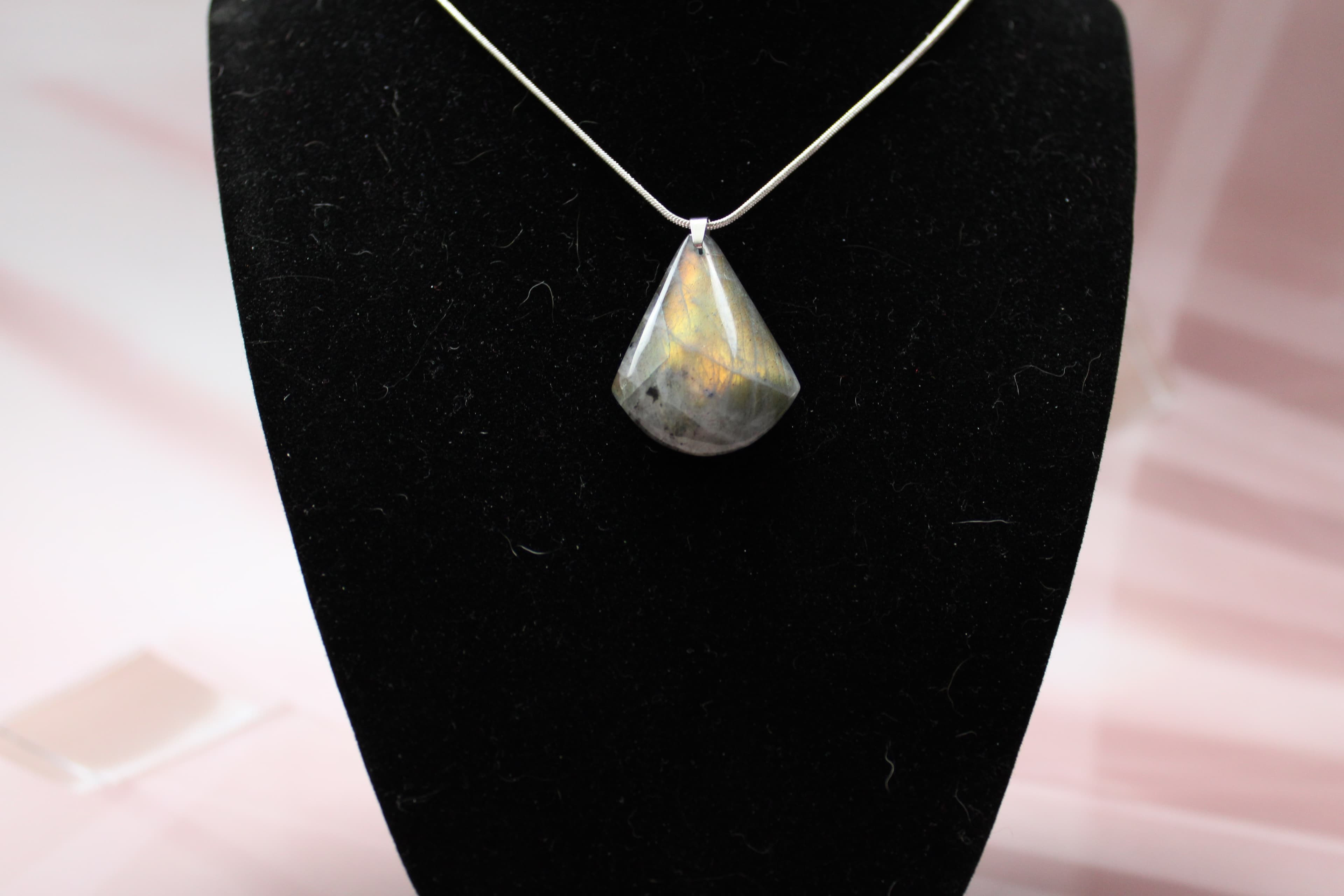 925 Sterling Silver Labradorite Necklace