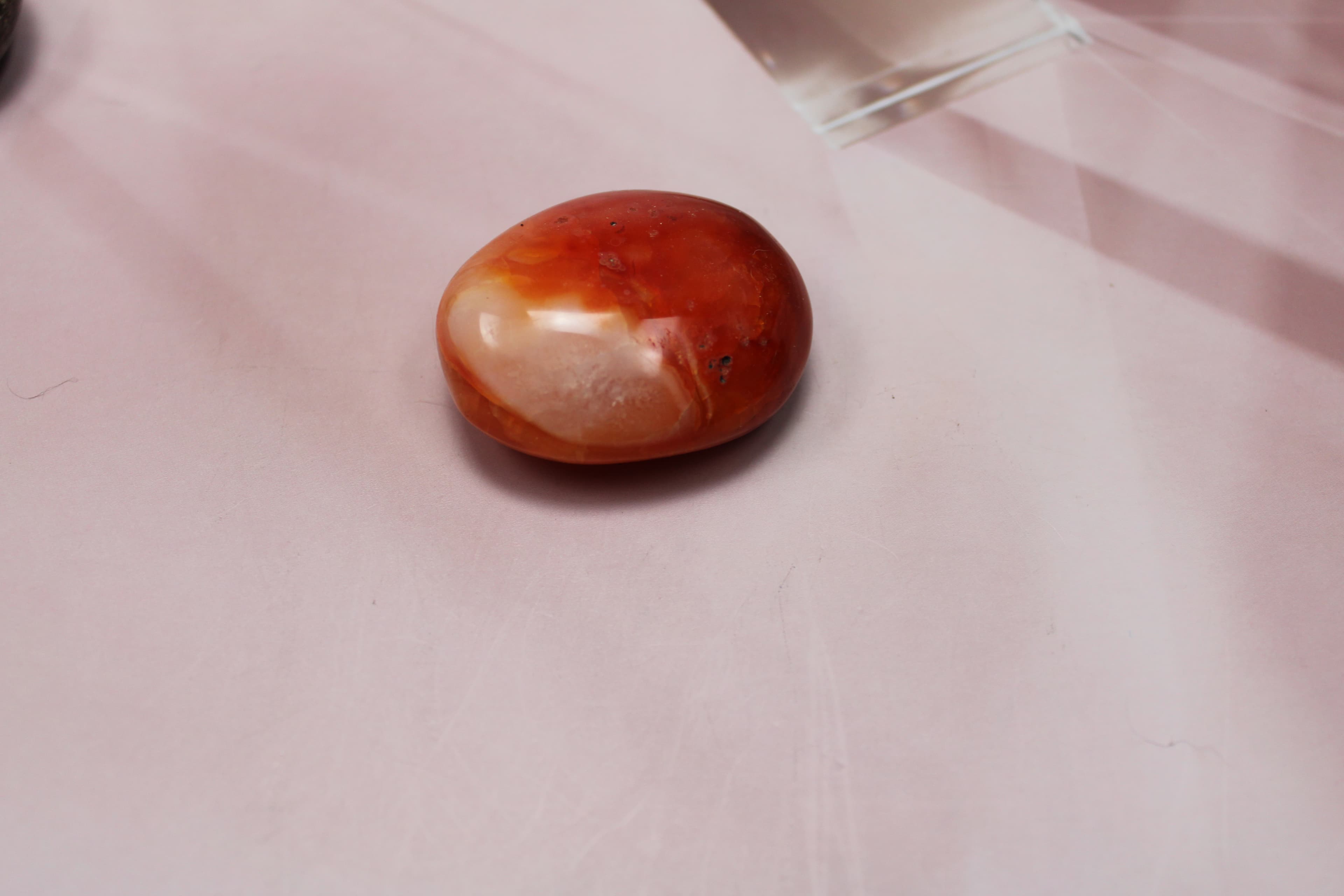 Small Carnelian Palm Stones - Image 1