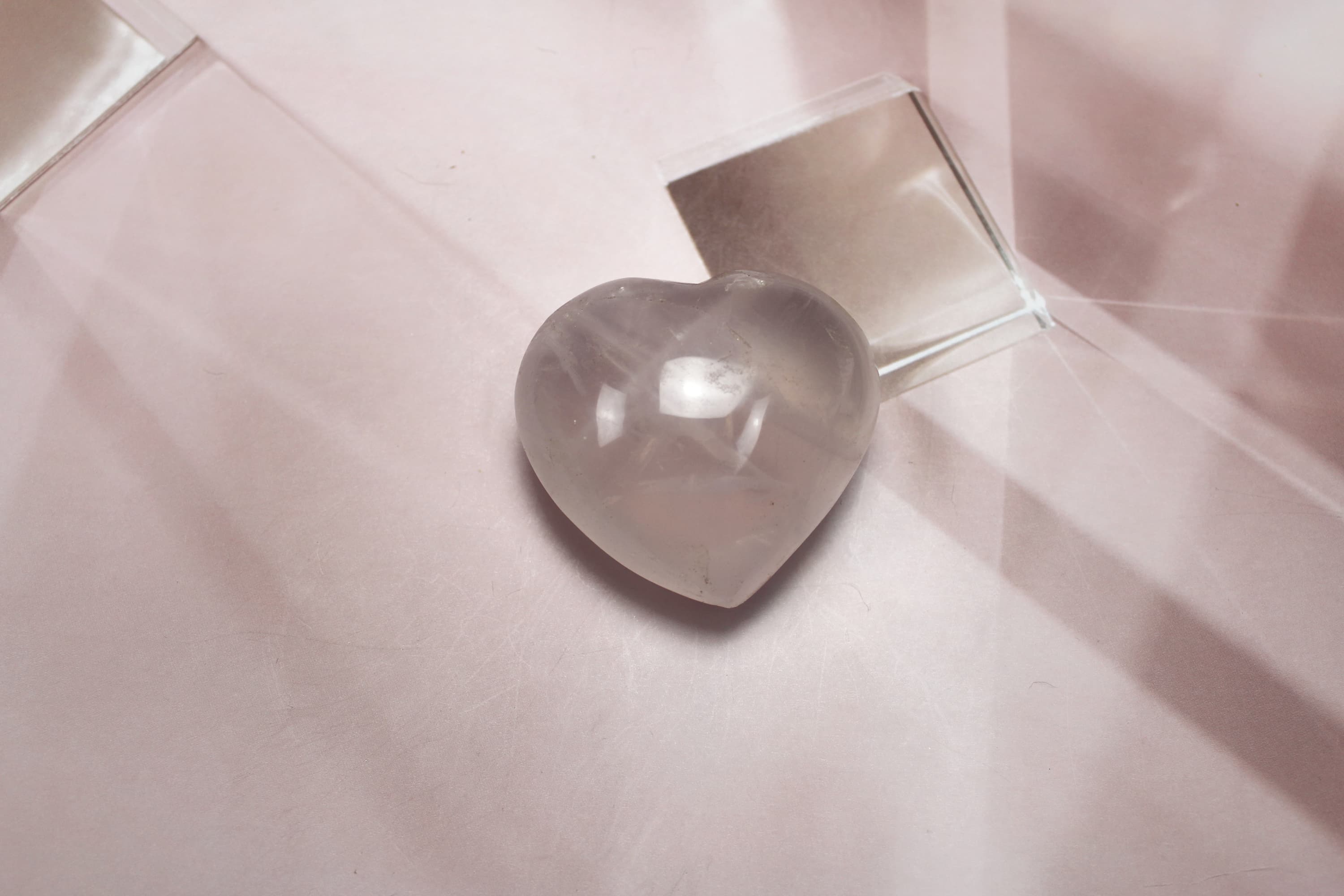 Medium Rose Quartz Heart - Image 1