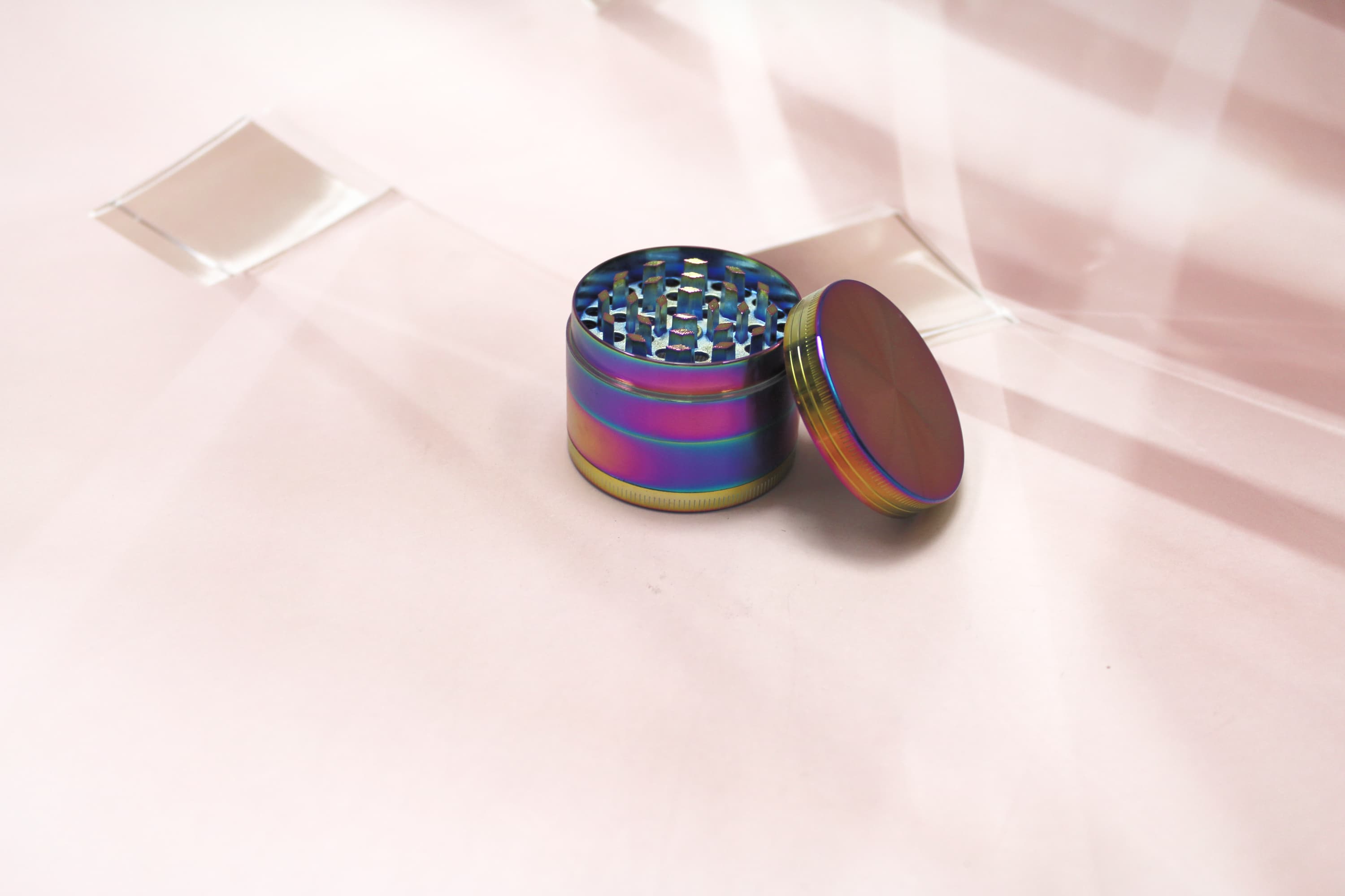 Multicolor Natural Herb Grinder