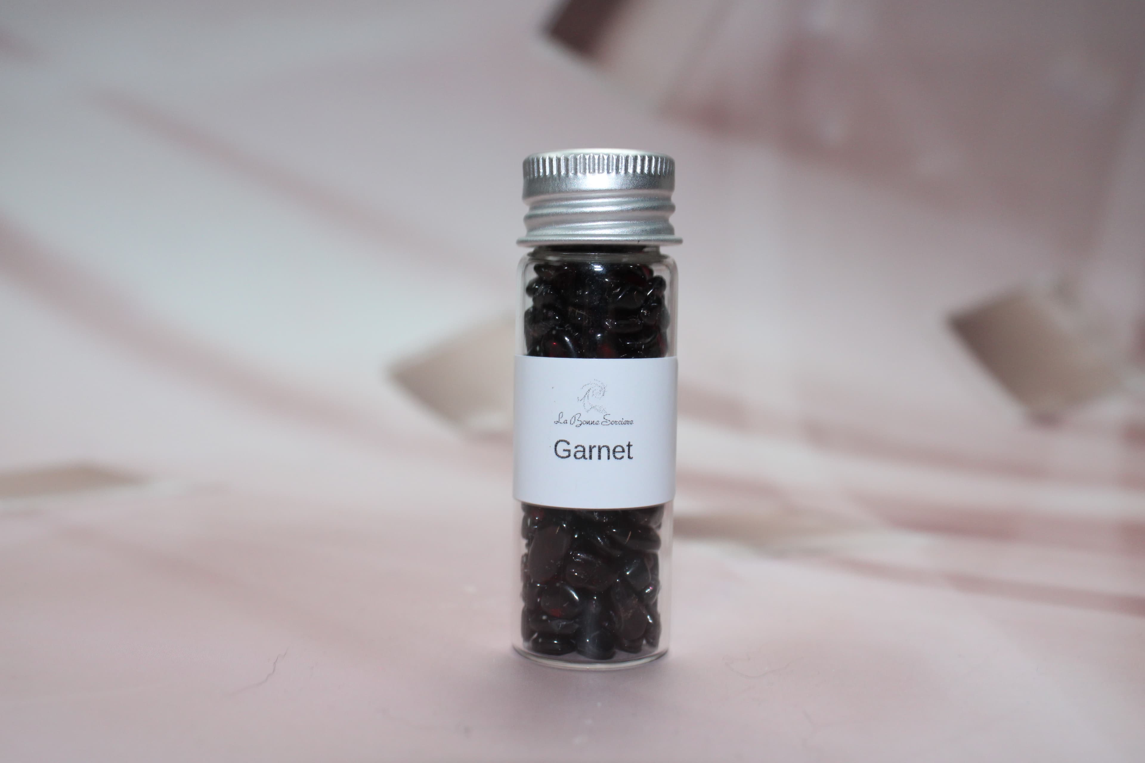 Garnet Chips - Image 1