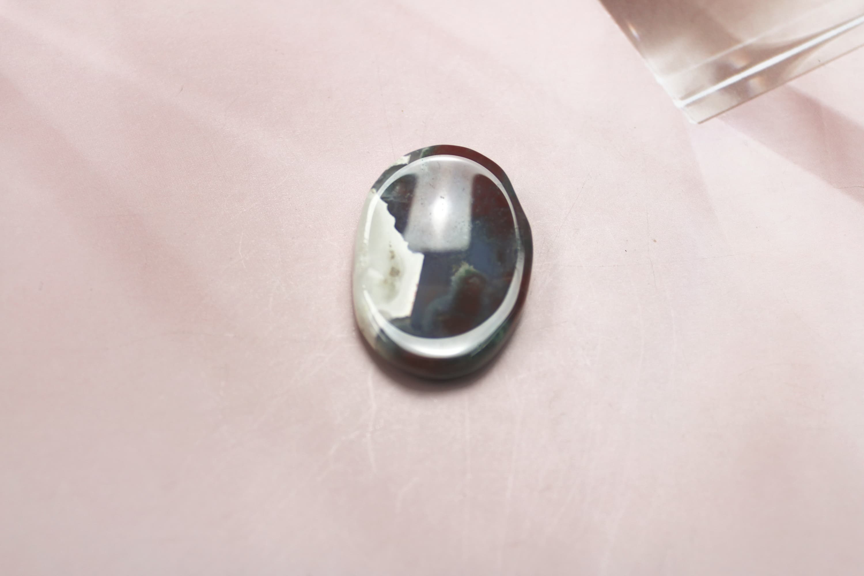 Agate Worry Stone - Image 1