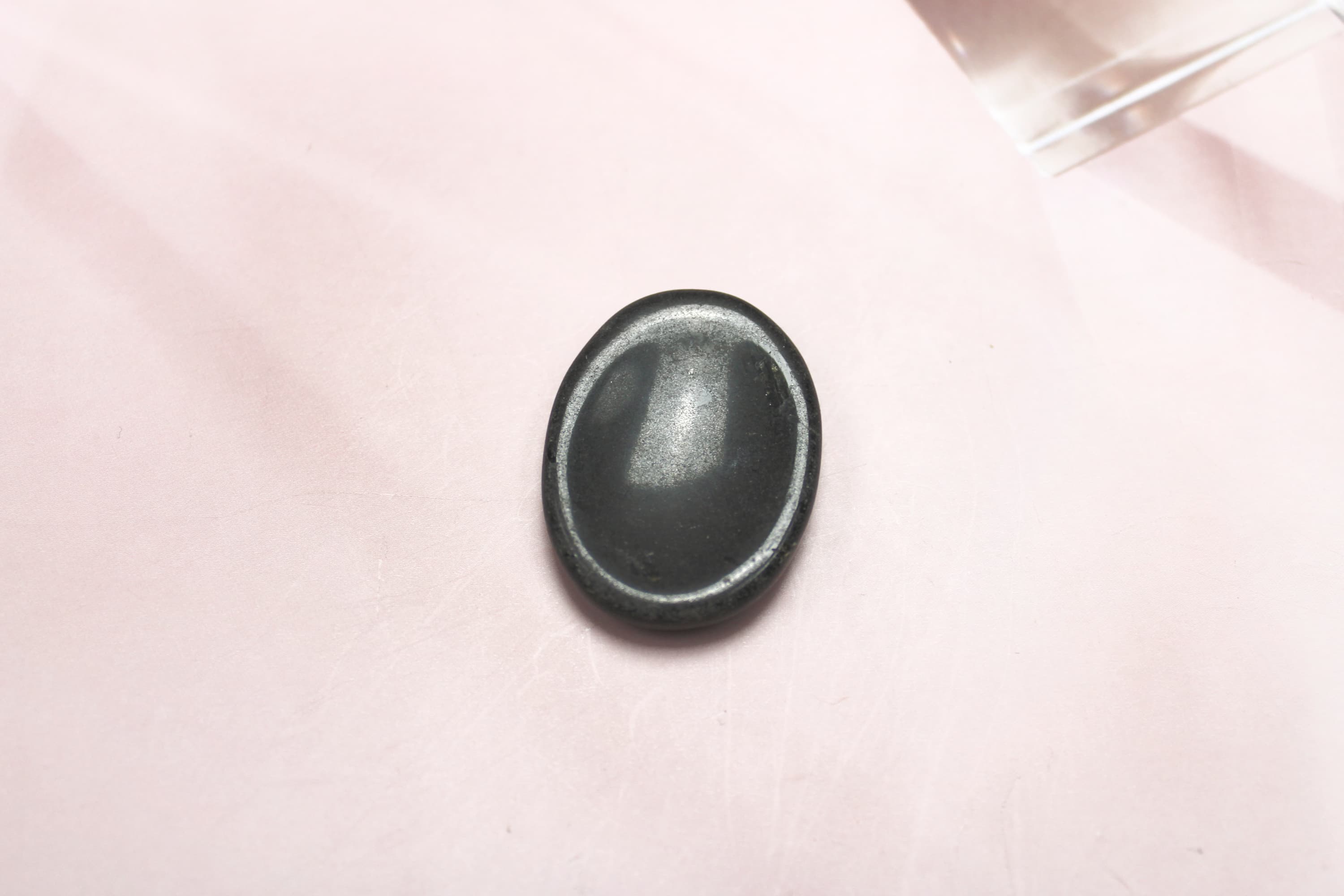 Onyx Worry Stone - Image 1