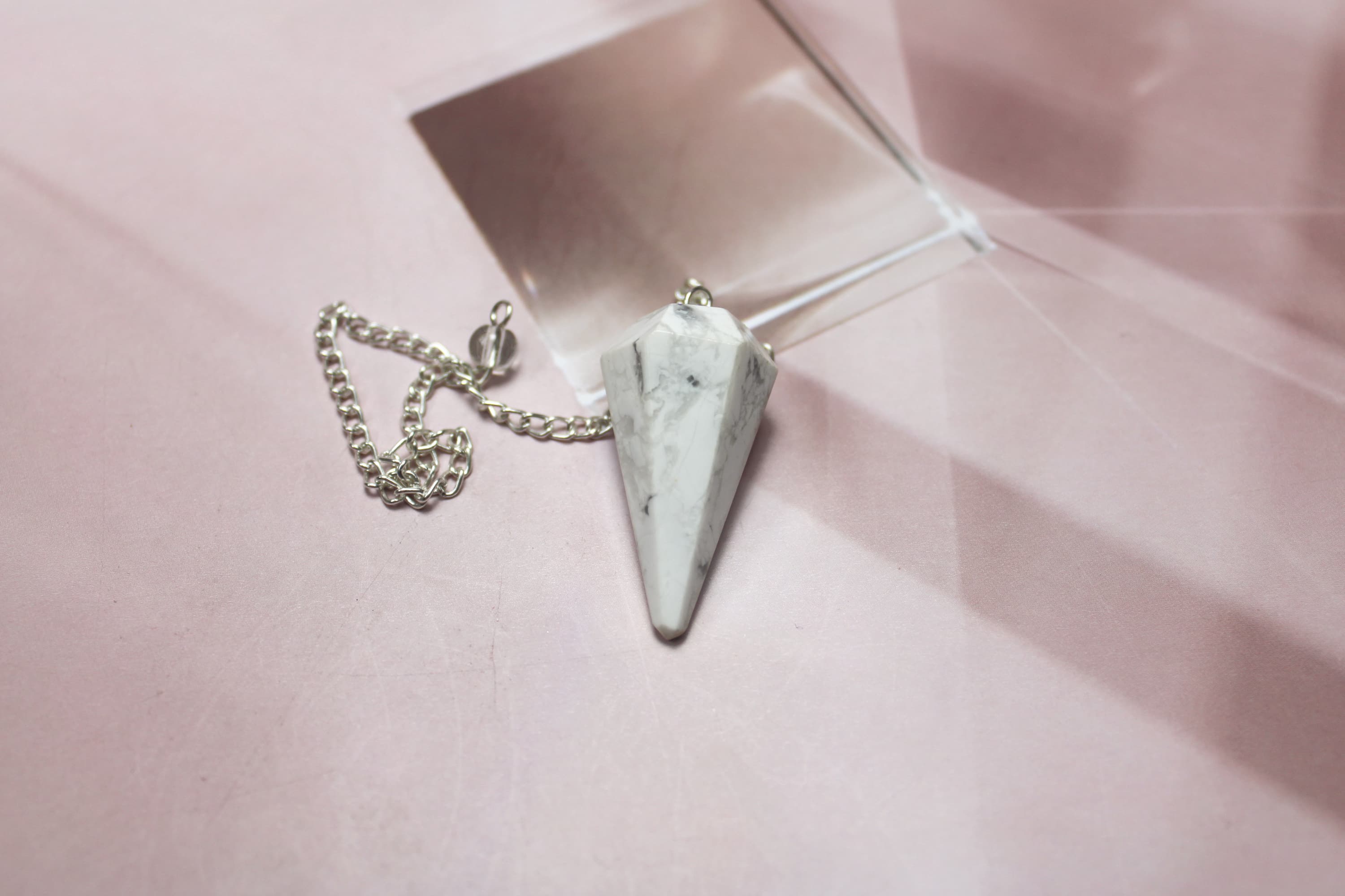 Howelite Pendulum