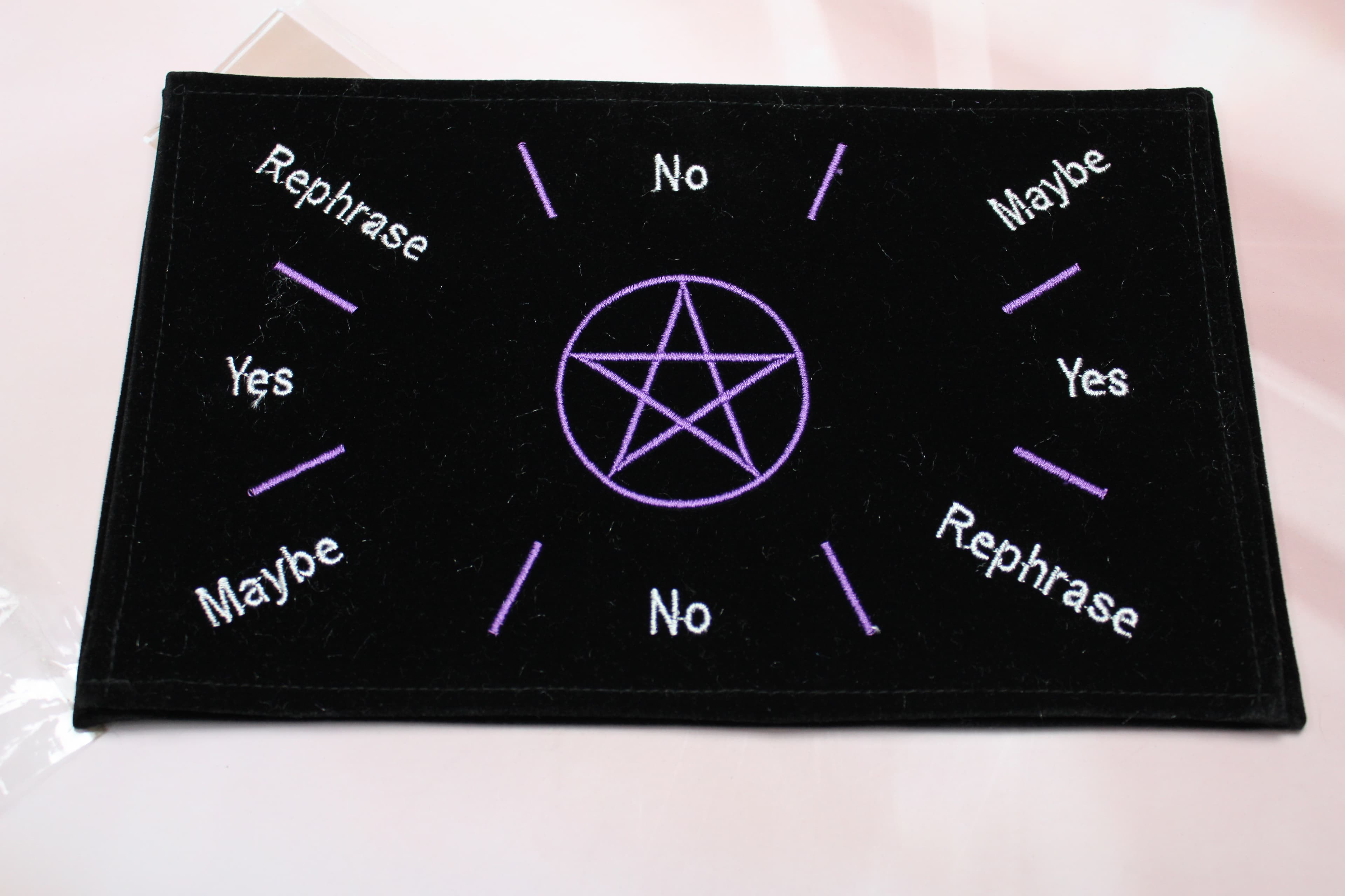 Velvet Pentagram Pendulum Mat - Image 1
