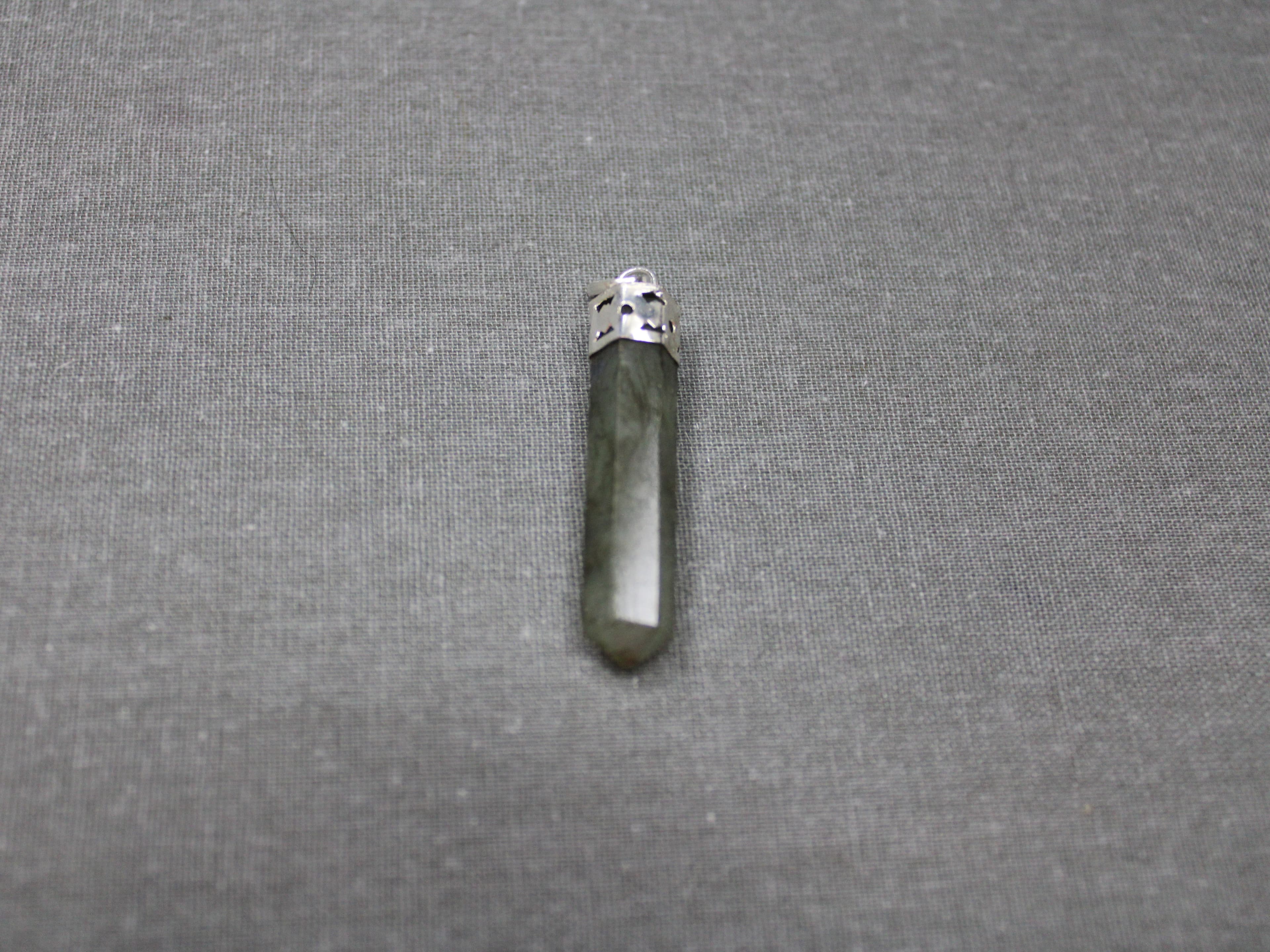 Capped Pencil Point Green Aventurine Pendant