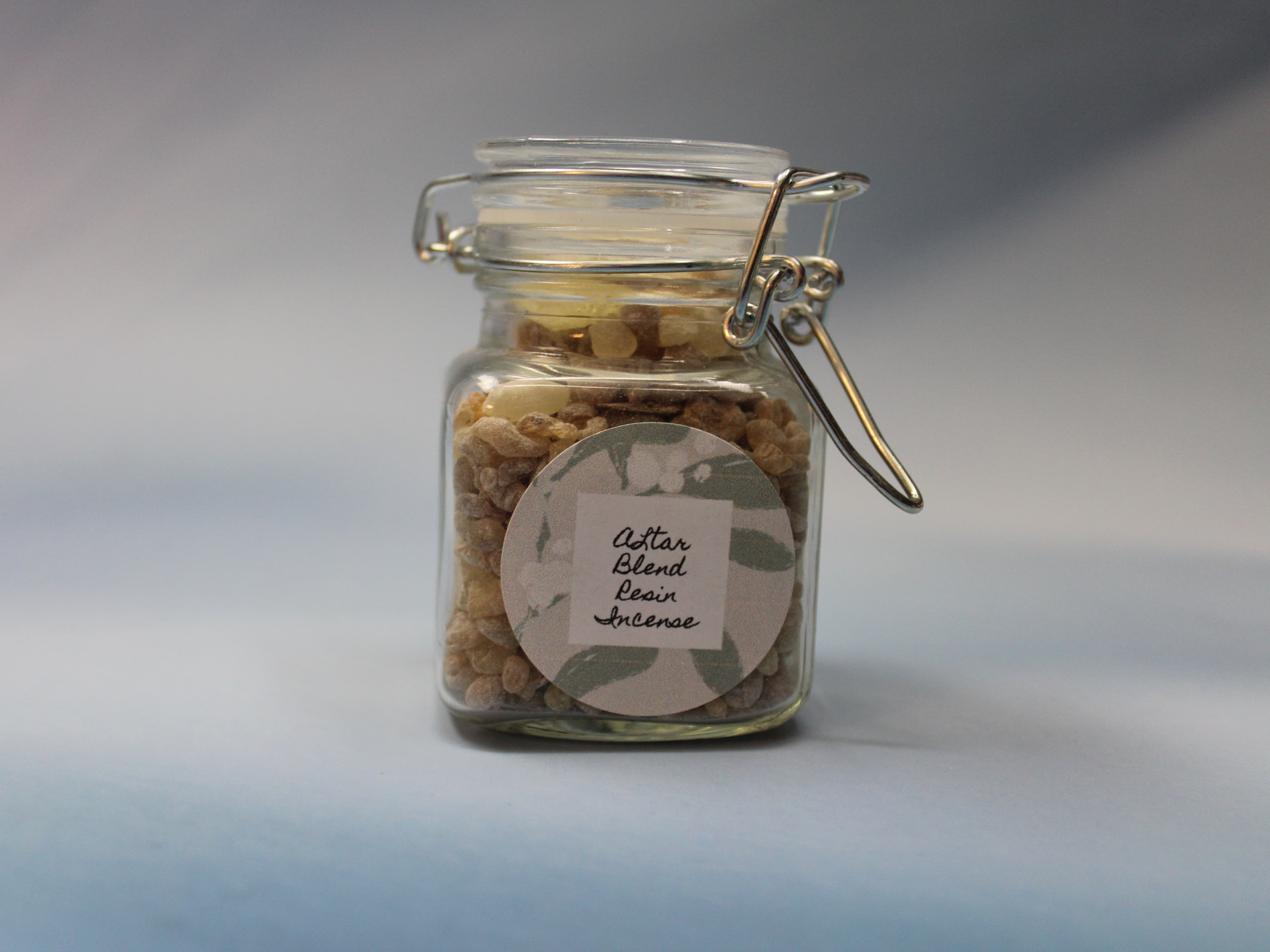 6 oz Altar Blend Resin Incense - Image 1